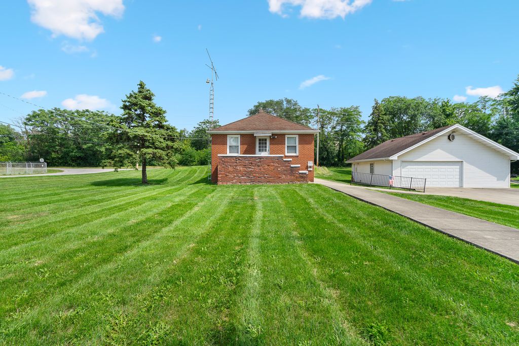 500 Clinton Street, Lockport, IL 60441