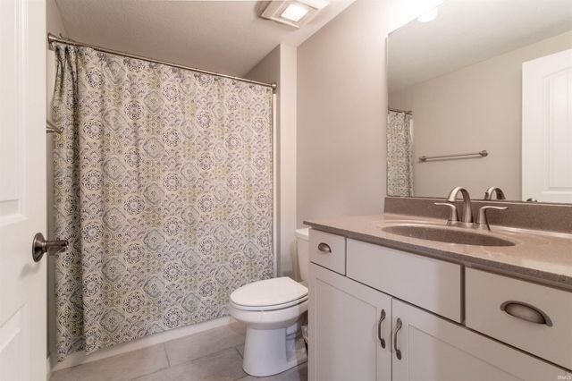 1434 Shootingstar Way, West Lafayette, IN 47906