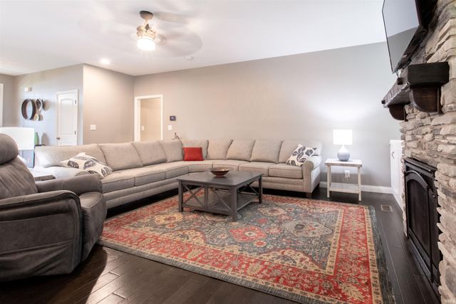 1434 Shootingstar Way, West Lafayette, IN 47906