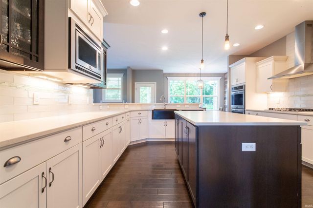 1434 Shootingstar Way, West Lafayette, IN 47906