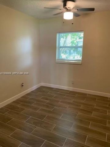 2930 NW 8th St 2, Fort Lauderdale, FL 33311