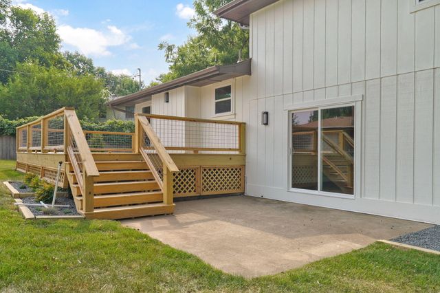 713 E Meadowlark Circle, Springfield, MO 65810