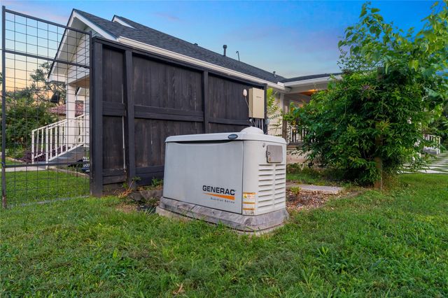 9115 Poco Road, Houston, TX 77080