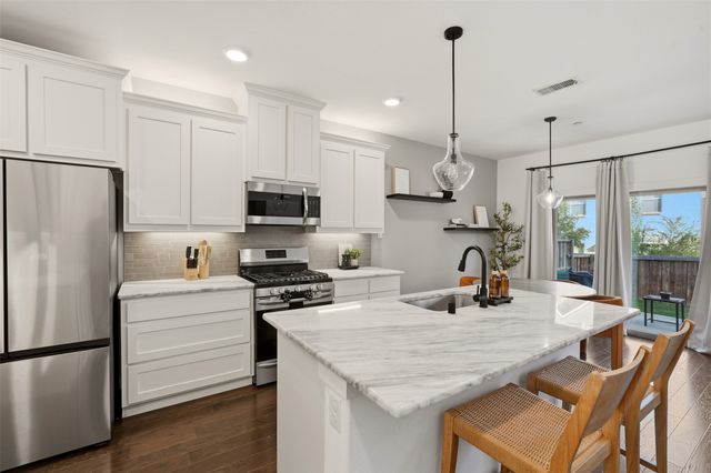 2725 Starburst Drive, Little Elm, TX 75068