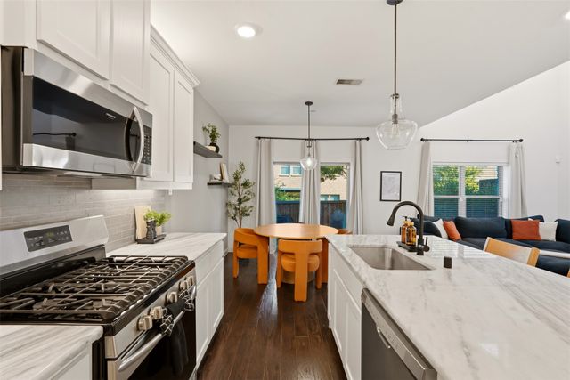 2725 Starburst Drive, Little Elm, TX 75068
