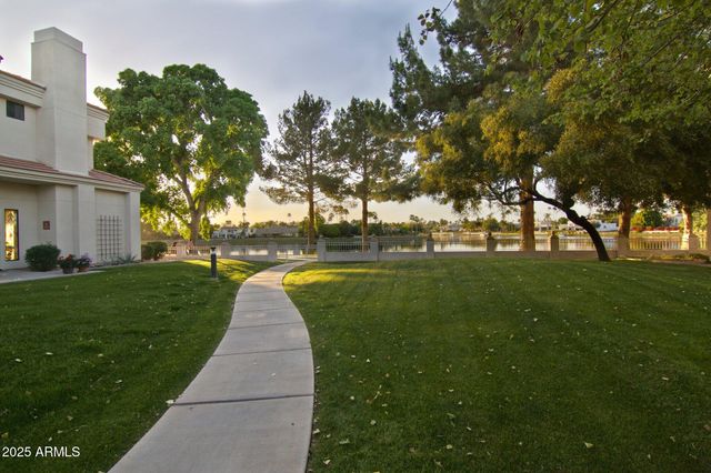 8270 N HAYDEN Road 2013, Scottsdale, AZ 85258