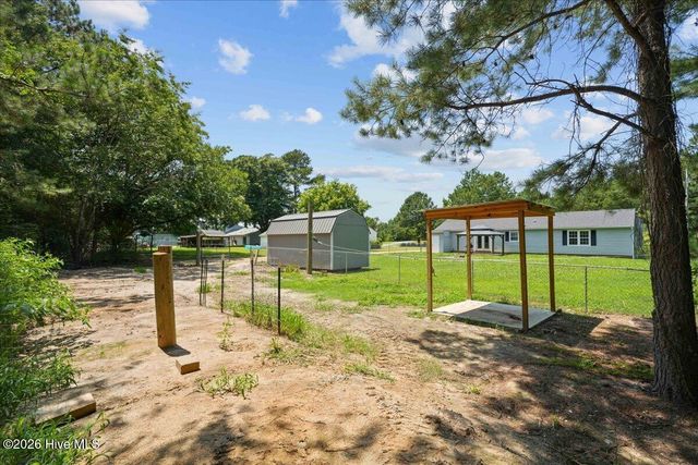 961 Pikeville Princeton Road, Pikeville, NC 27863