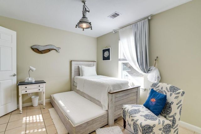 1206 4th Street, Seabrook, TX 77586