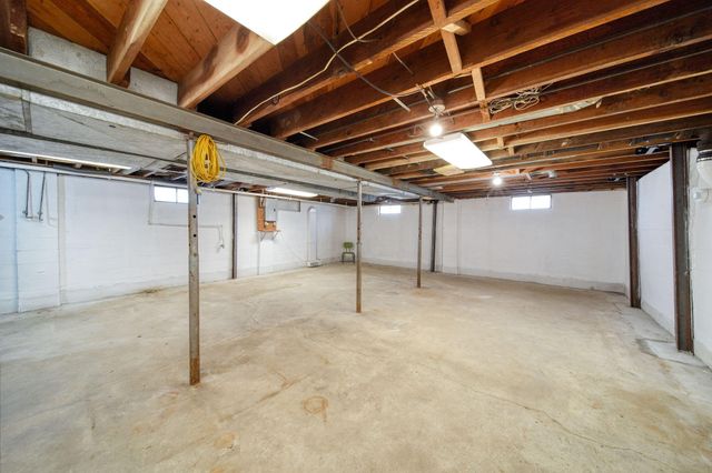 11024 Dennison Road, Milan, MI 48160