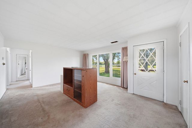 11024 Dennison Road, Milan, MI 48160