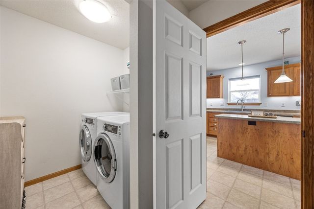 1820 Agate Circle, Marion, IA 52302