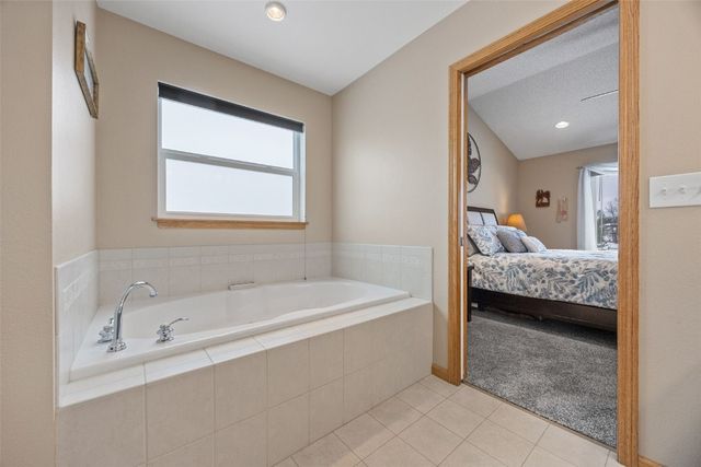 1820 Agate Circle, Marion, IA 52302