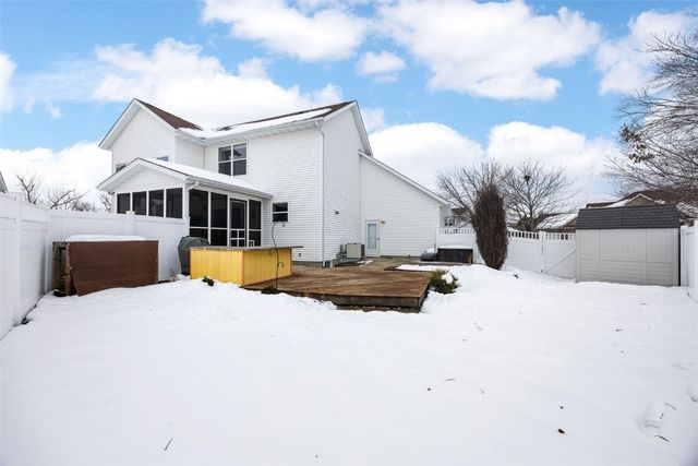 1820 Agate Circle, Marion, IA 52302
