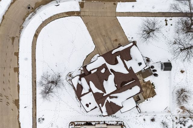 1820 Agate Circle, Marion, IA 52302