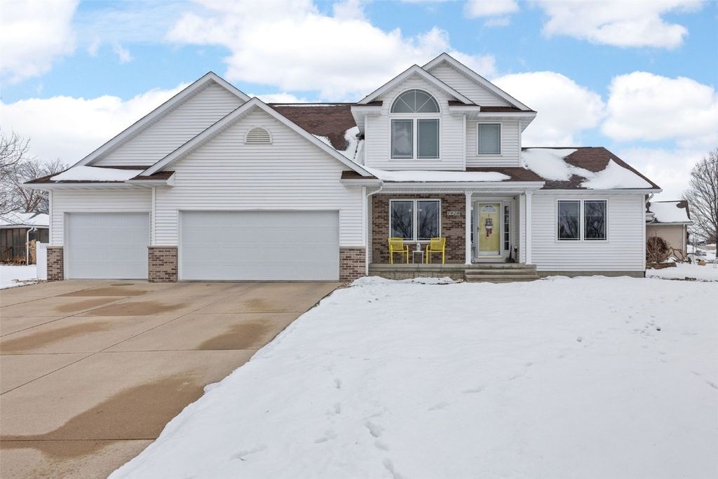1820 Agate Circle, Marion, IA 52302