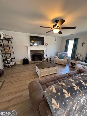 2853 Oak Springs Drive, Statham, GA 30666