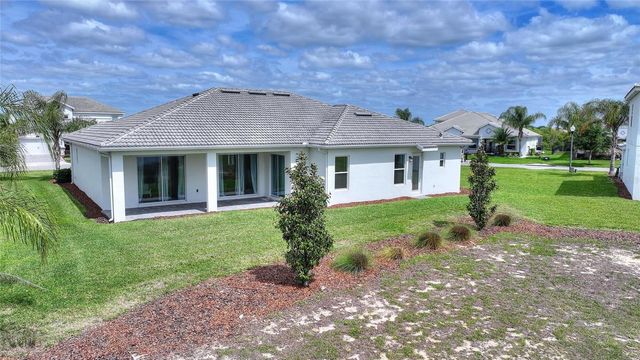 1424 OLYMPIC CLUB BLVD, Davenport, FL 33896