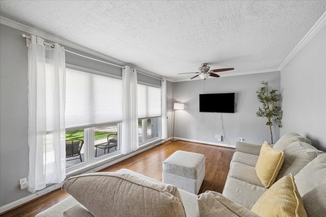8106 Montridge Drive, Houston, TX 77055