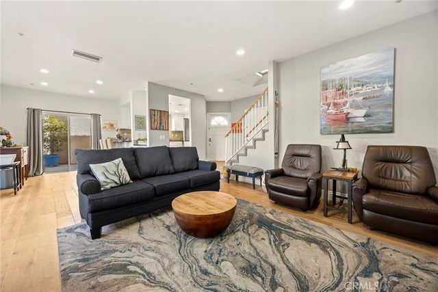 8819 Cedar St, Bellflower, CA 90706