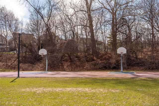 1 Consulate Drive 2K, Tuckahoe, NY 10707