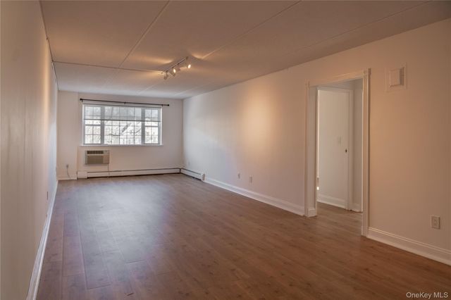 1 Consulate Drive 2K, Tuckahoe, NY 10707