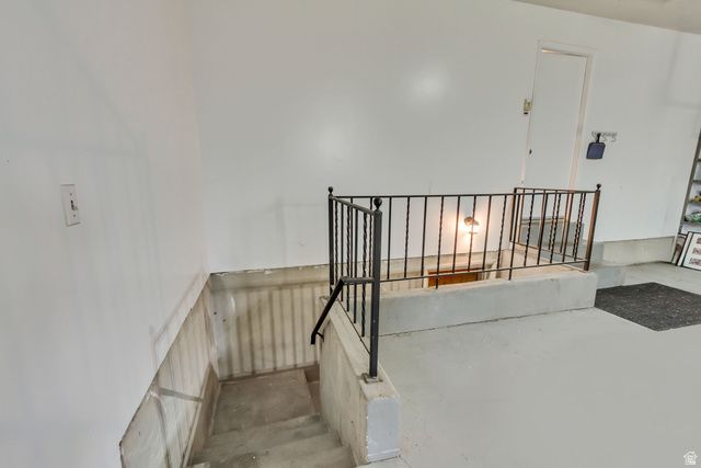 2025 E HEDGEWOOD CT, Holladay, UT 84121