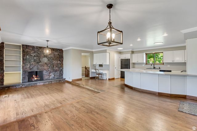 2025 E HEDGEWOOD CT, Holladay, UT 84121