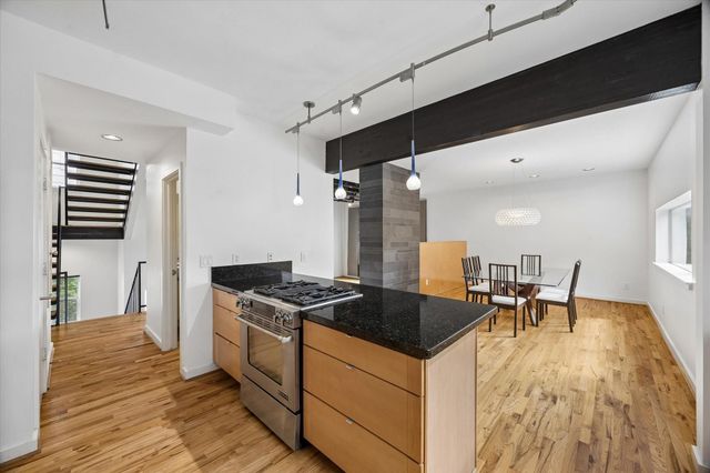 6102 Maxie Street, Houston, TX 77007