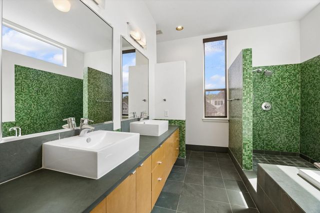 6102 Maxie Street, Houston, TX 77007