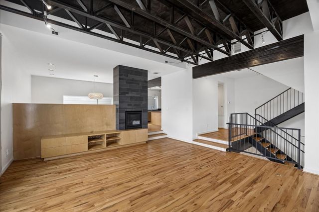 6102 Maxie Street, Houston, TX 77007