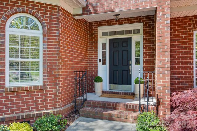 5103 Trinity Trace Lane, Wesley Chapel, NC 28110