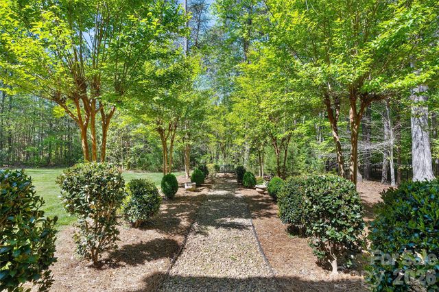 5103 Trinity Trace Lane, Wesley Chapel, NC 28110