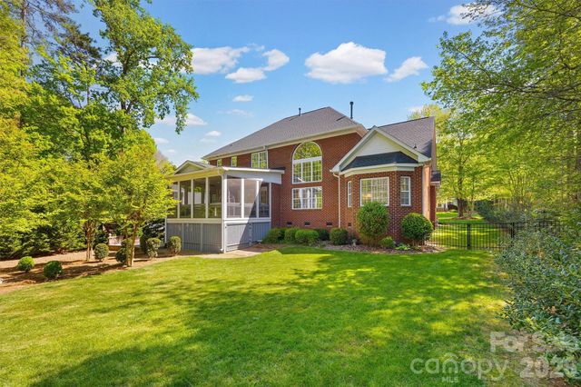 5103 Trinity Trace Lane, Wesley Chapel, NC 28110