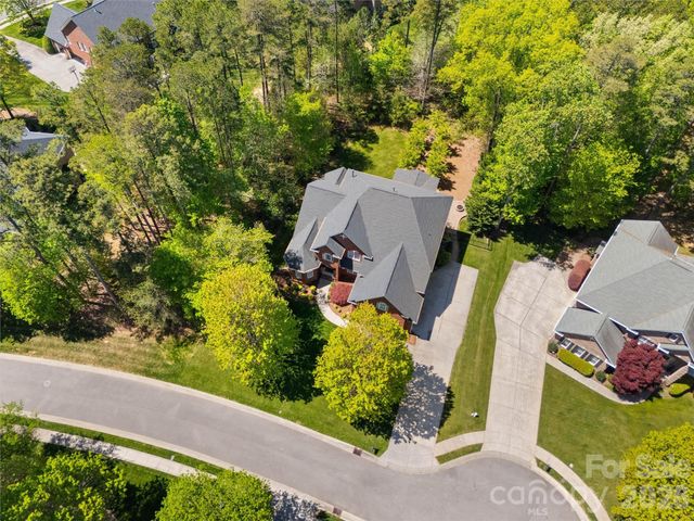 5103 Trinity Trace Lane, Wesley Chapel, NC 28110