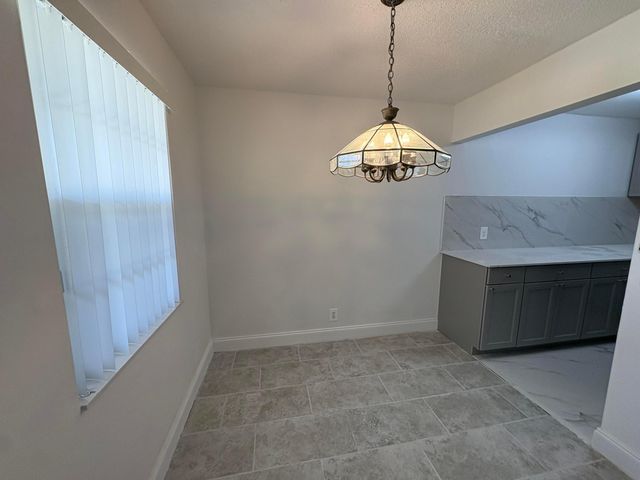 239 Sussex L, West Palm Beach, FL 33417