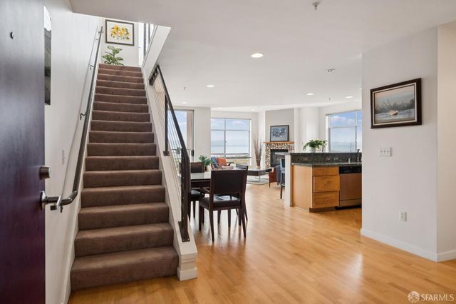 800 Innes Avenue 6, San Francisco, CA 94124
