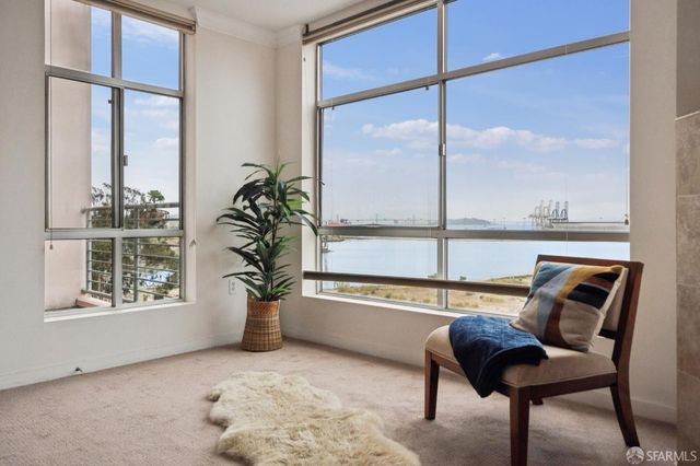 800 Innes Avenue 6, San Francisco, CA 94124