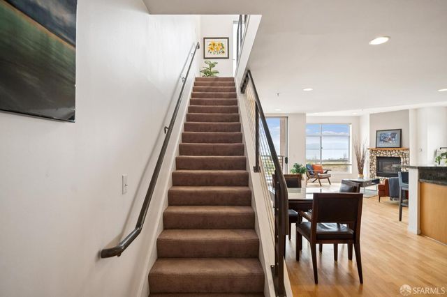 800 Innes Avenue 6, San Francisco, CA 94124