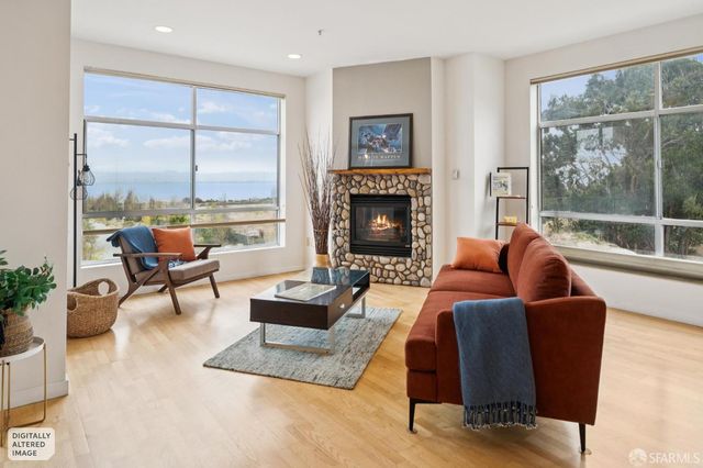 800 Innes Avenue 6, San Francisco, CA 94124