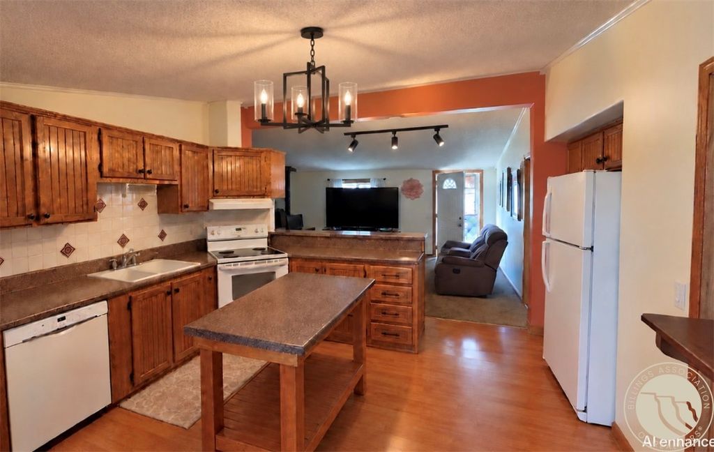 1062 Laramie, Colstrip, MT 59323 photo 5