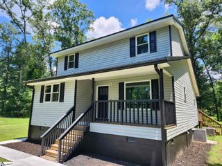 202 Randolph Court, Woodruff, SC 29388