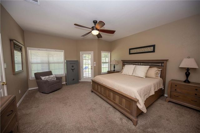 460 Tahitian DR, Bastrop, TX 78602
