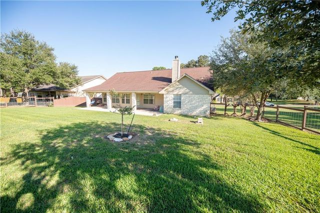 460 Tahitian DR, Bastrop, TX 78602