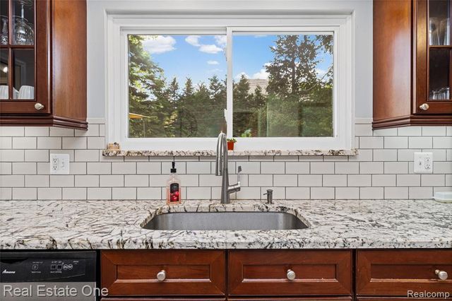 28330 E Blom Drive, Harrison Twp, MI 48045