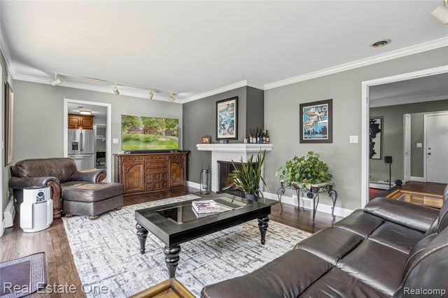 28330 E Blom Drive, Harrison Twp, MI 48045