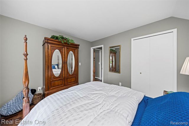 28330 E Blom Drive, Harrison Twp, MI 48045