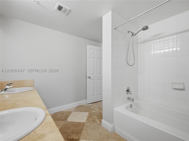 11710 Saint Andrews Pl 202, Wellington, FL 33414