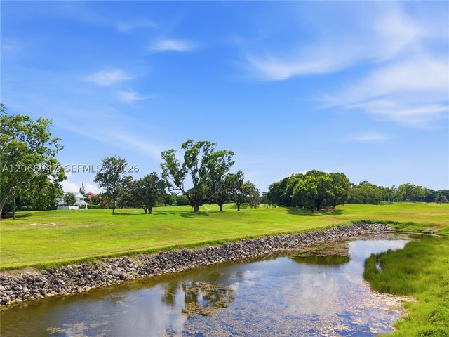 11710 Saint Andrews Pl 202, Wellington, FL 33414