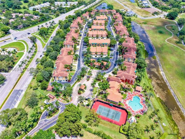 11710 Saint Andrews Pl 202, Wellington, FL 33414