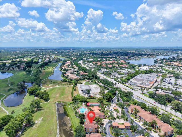 11710 Saint Andrews Pl 202, Wellington, FL 33414